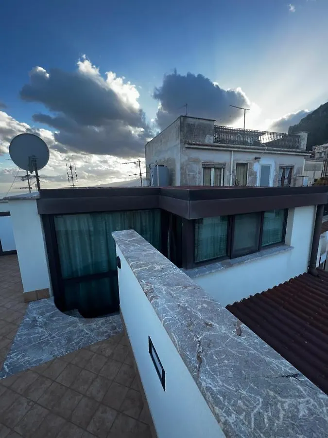 شقة Dream House تاورمينا